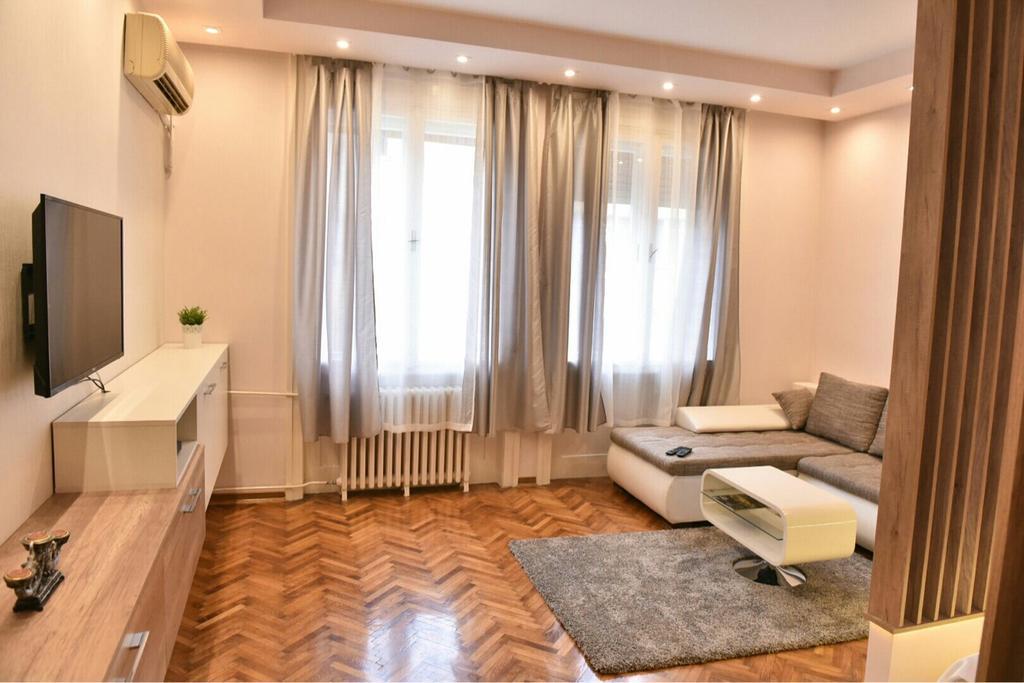 Bojan Central Apartment Nowy Sad Zewnętrze zdjęcie